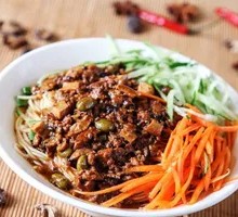 Zhajiangmian