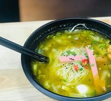 Super Spicy Wild Pepper Rice Noodles