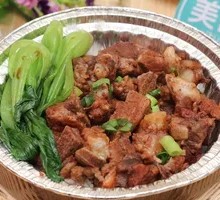 Braised Pork Ribs Claypot Rice