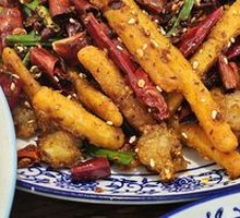 Dry-Fried Lotus Root Strips with Pork Tenderloin