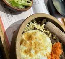 Divine Beef Noodles
