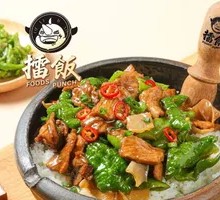 Lai Shen Braised Pork with Spicy Stir-Fried Pork and Pepper