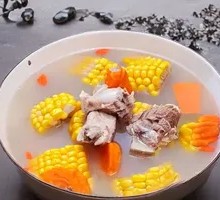 Corn and Carrot Stewed Pork Ribs