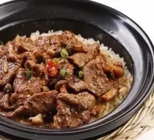 Black Pepper Beef Claypot Rice