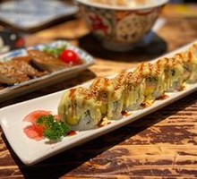 Fresh Mango Cheese Roll Sushi