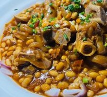 Braised Pig Trotters with Soybeans