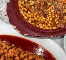 Braised Pig Trotters with Soybeans