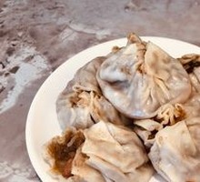 Heavy Oil Steamed Dumplings
