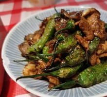 Zhangshu Pepper Stir-Fried Pork