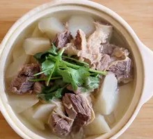 Beef and Radish Soup