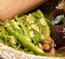 Stir-fried celery with fried tofu