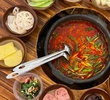 Hand-Pressed Fresh Meat Balls
