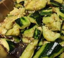 Knife-Pounded Cucumber
