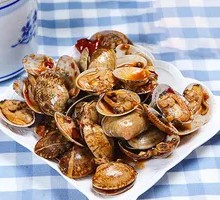 Garlic Steamed Clams