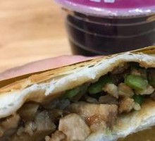 Lao Tongguan Meat Sandwich
