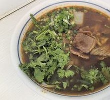 Signature Braised Beef Noodles