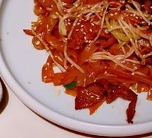 Dry-Fried Beef Rice Noodles