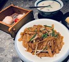 Dry-Fried Beef Rice Noodles