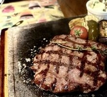 Flame-Grilled Angus Chef's Steak
