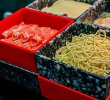 Hot Dry Noodles