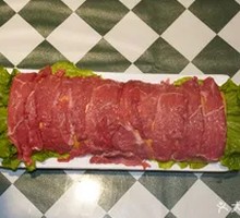 Freshly Sliced Lamb Leg Meat Directly from the Market