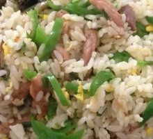 青椒肉丝炒饭