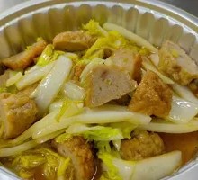 Braised Cabbage with Meatballs