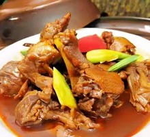 Brewed Duck in Clay Pot