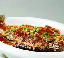 Pan-fried Wuchang Fish