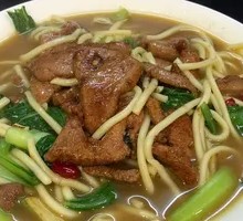 Blanching Pork Liver Noodles