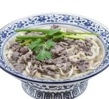 Beef Noodle Soup with Quick-Scalded Beef