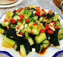 Knife-Pounded Cucumber