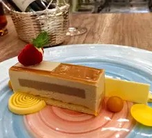 Chocolate Caramel Cake