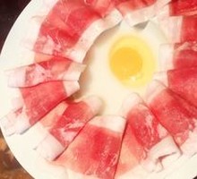 Sunshine Beef Rolls