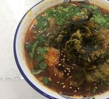 Sour Cabbage Beef Noodles