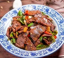 Stir-Fried Beef with Spicy Sauce