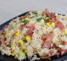 培根蛋炒饭