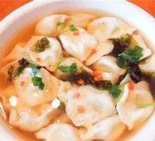Leek and Egg Spicy Sour Soup Dumplings