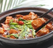 Fried Tofu Skin Braised Chicken Rice