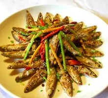 Dry-Fried Small Catfish