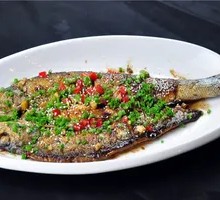 Steamed Large Silver Carp