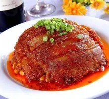 Steamed Pork with Rice Flour