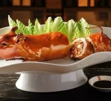 Crispy Rice Piglet