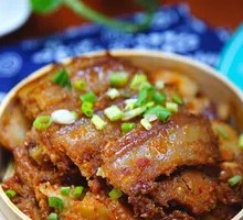 Steamed Pork with Rice Flour