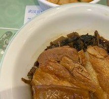 Preserved Vegetable Braised Pork