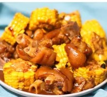 Corn Stewed Pig Trotter