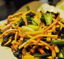 Fish-Flavored Shredded Pork