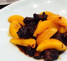 Pork Ribs with Yellow Peach