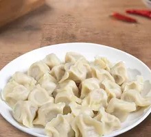 Fresh Meat and Water Chestnut Dumplings
