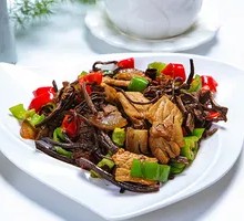 Bamboo Shoot Mushroom Stir-Fried with Pork Belly